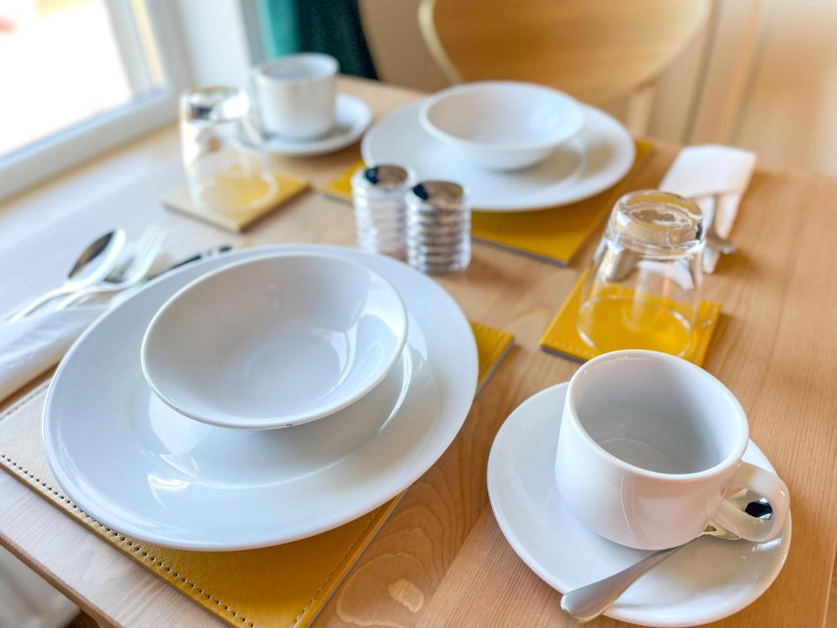 Mount Edwards Hill Guest Accommodation Cushendall Buitenkant foto