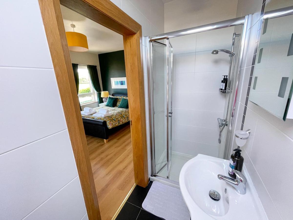 Mount Edwards Hill Guest Accommodation Cushendall Buitenkant foto