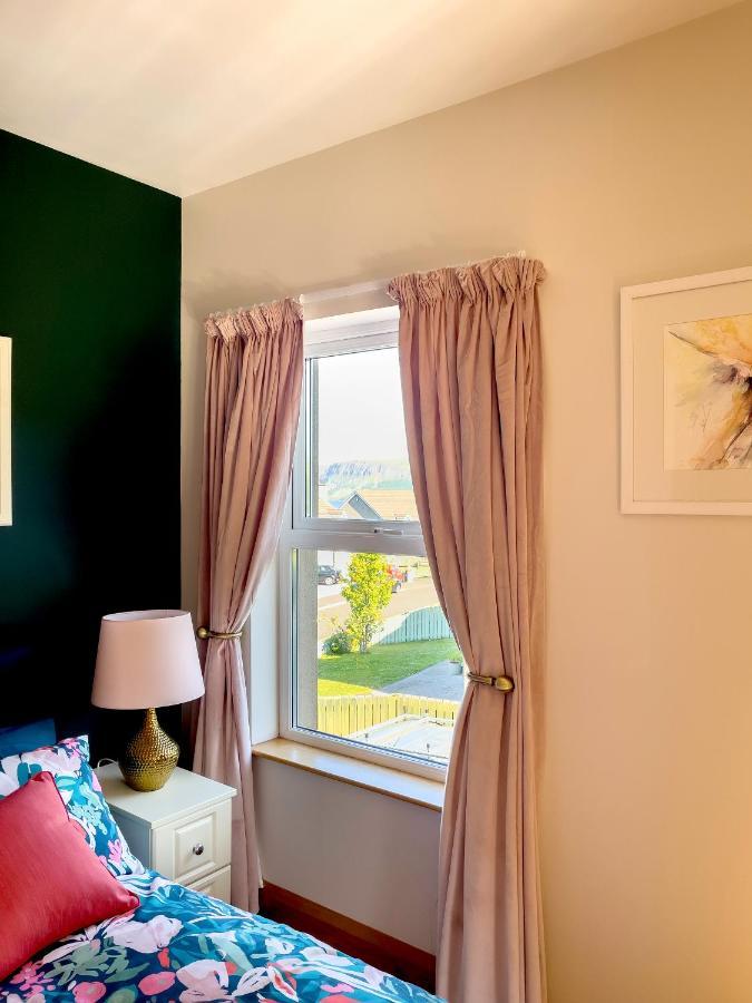 Mount Edwards Hill Guest Accommodation Cushendall Buitenkant foto